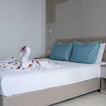 On Αττάλεια