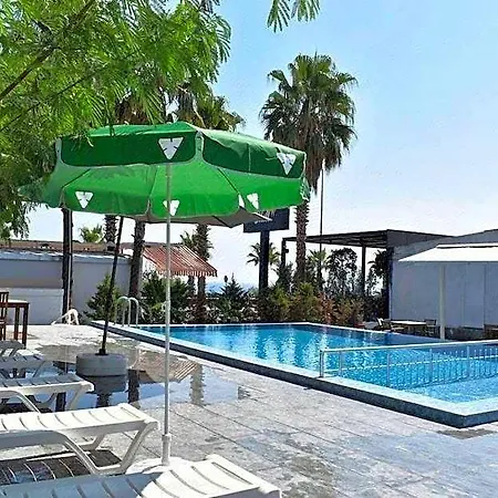 Hotel On 3*